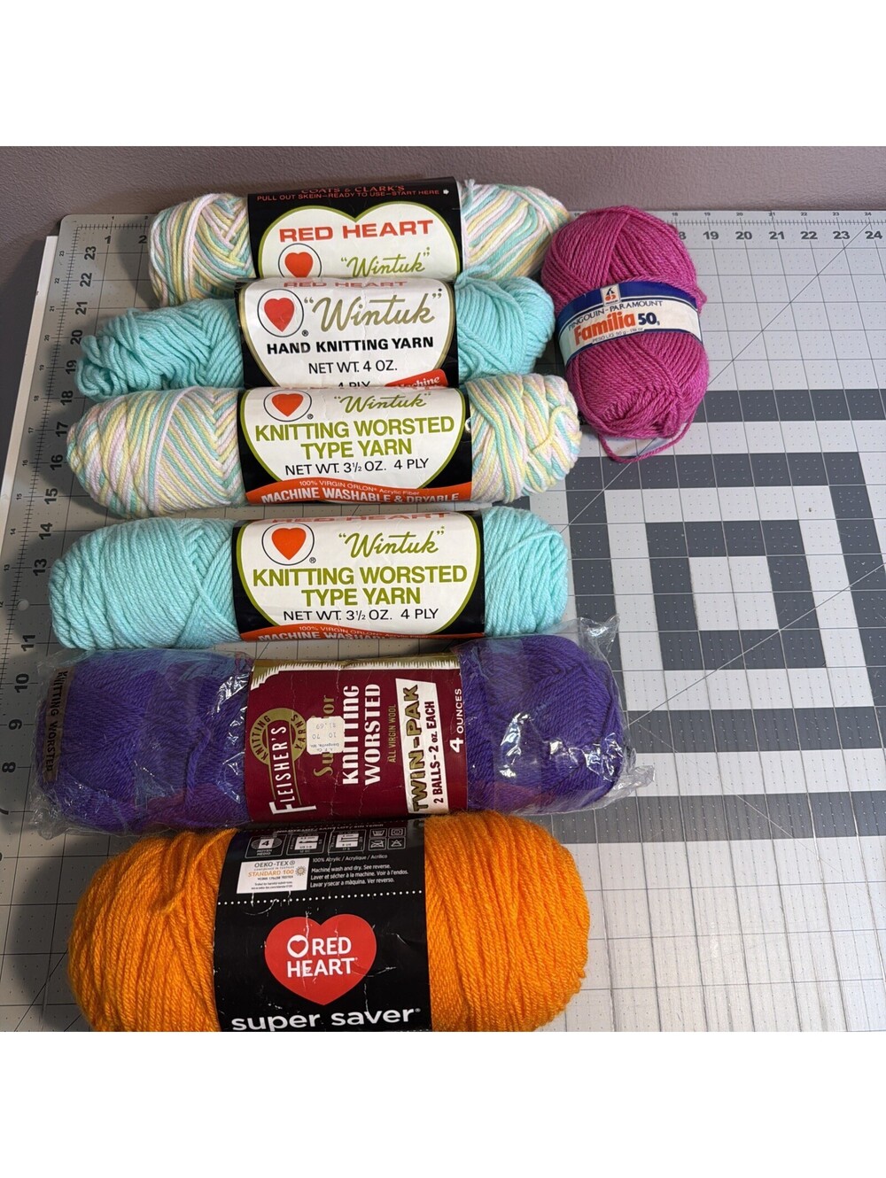 Lot of 7 Vintage Knitting Yarn:Red Heart,Fleisher’s,Pingouin